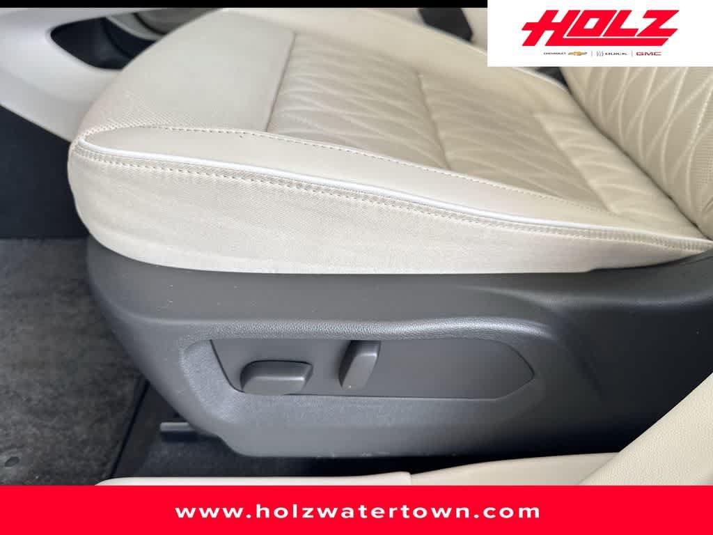 Certified 2023 Buick Envision Avenir AWD/4WD image 10