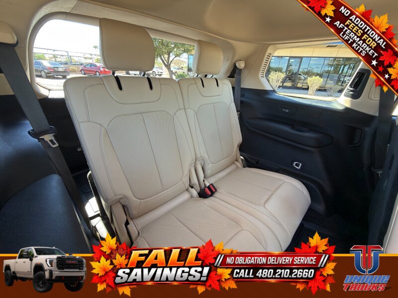 Used 2022 Jeep Grand Cherokee L Limited w/ Luxury Tech Group II AWD/4WD image 28
