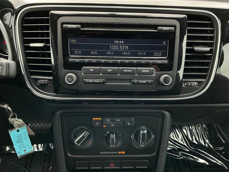 Used 2015 Volkswagen Beetle 1.8T image 26