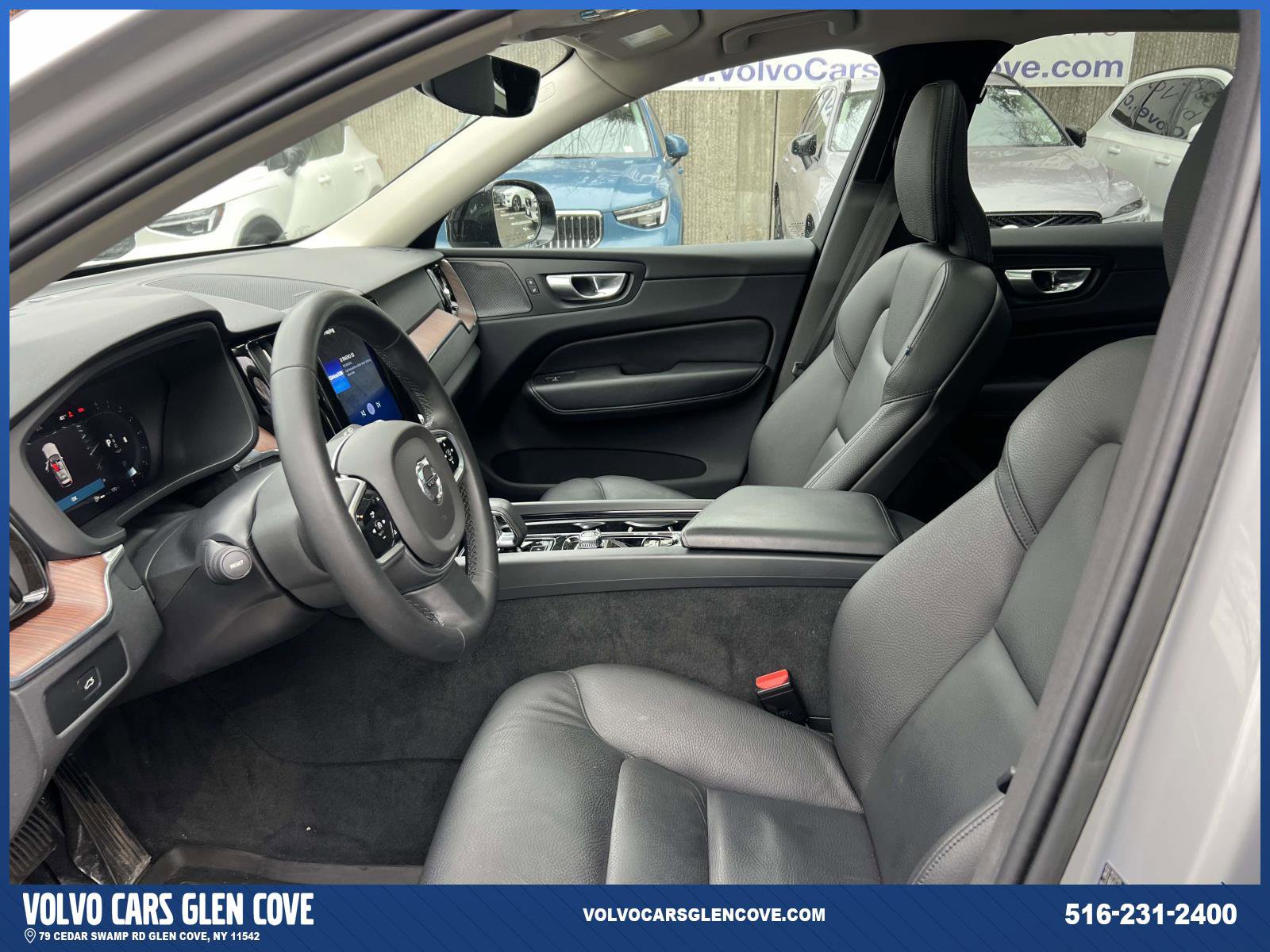 Certified 2023 Volvo XC60 B5 Plus w/ Climate Package image 14