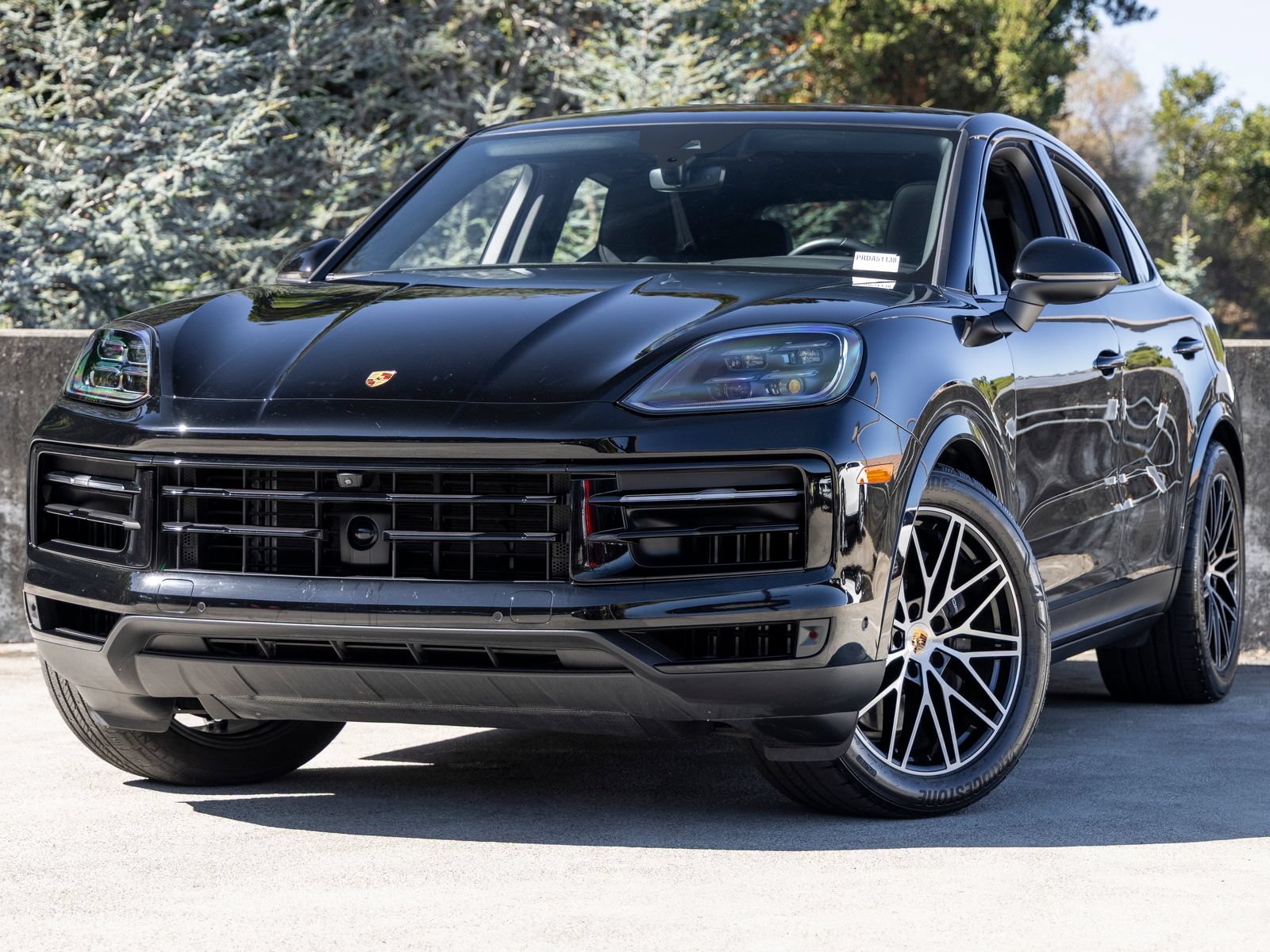 Used 2024 Porsche Cayenne Coupe AWD/4WD image 1