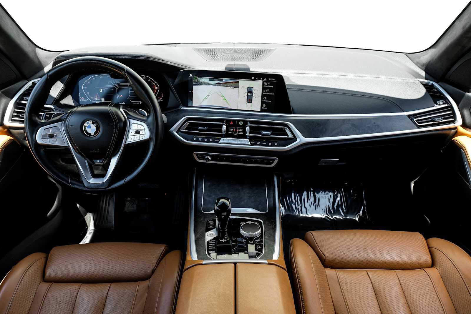 Used 2022 BMW X7 xDrive40i w/ Premium Package image 17