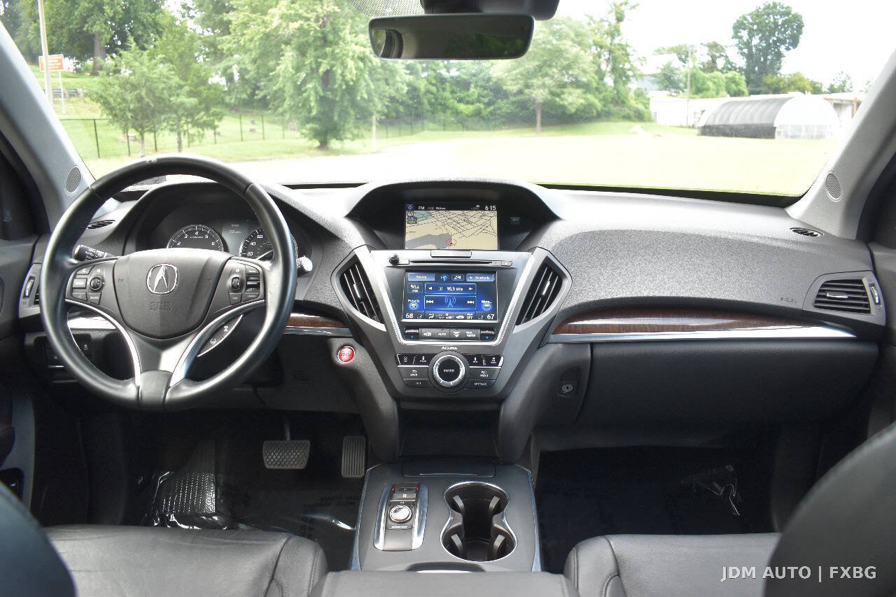 Used 2017 Acura MDX w/ Technology Package AWD/4WD image 18