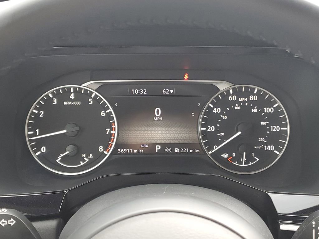 Used 2024 Nissan Pathfinder SV image 17