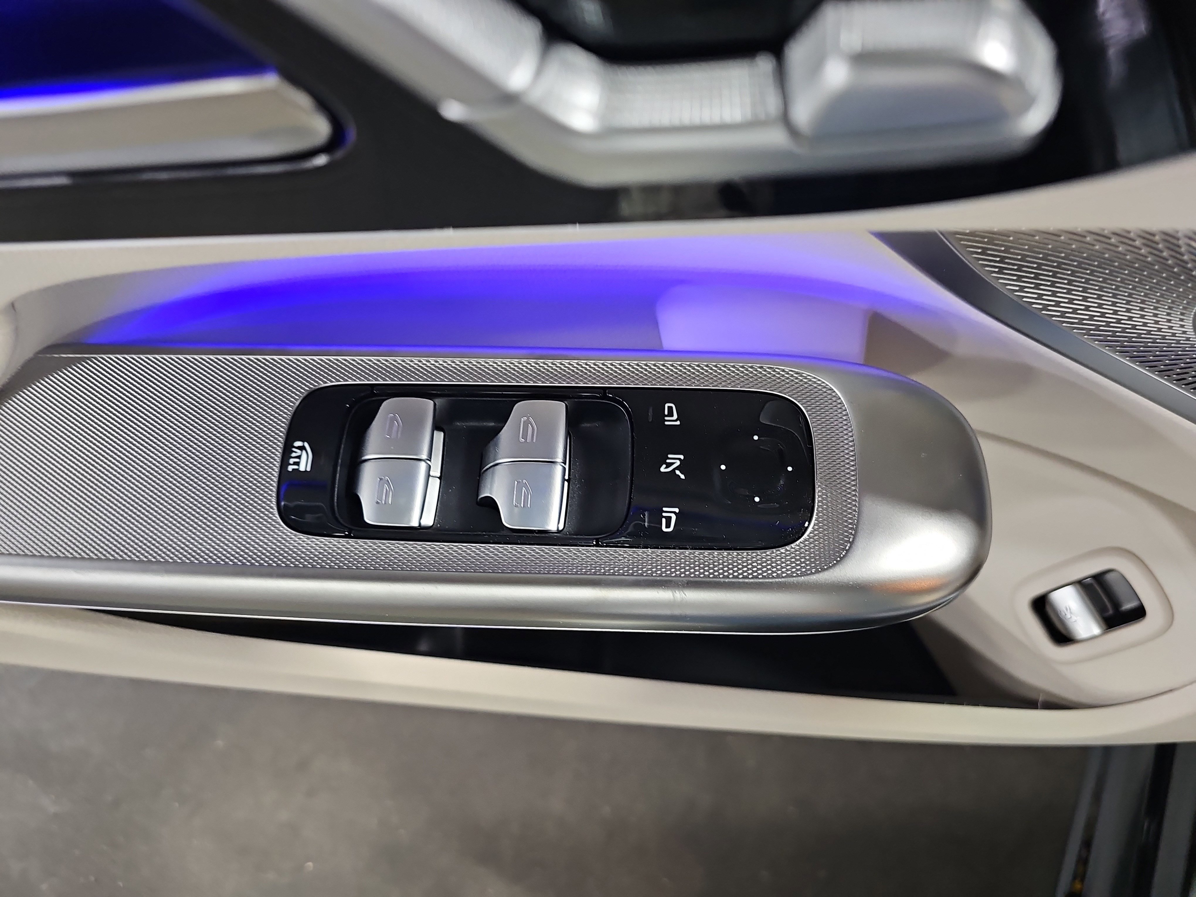 New 2026 Mercedes-Benz CLE 450 4MATIC Cabriolet image 30