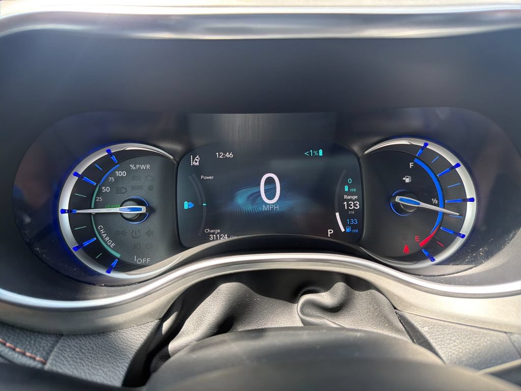 Used 2026 Chrysler Pacifica Pinnacle FWD image 19