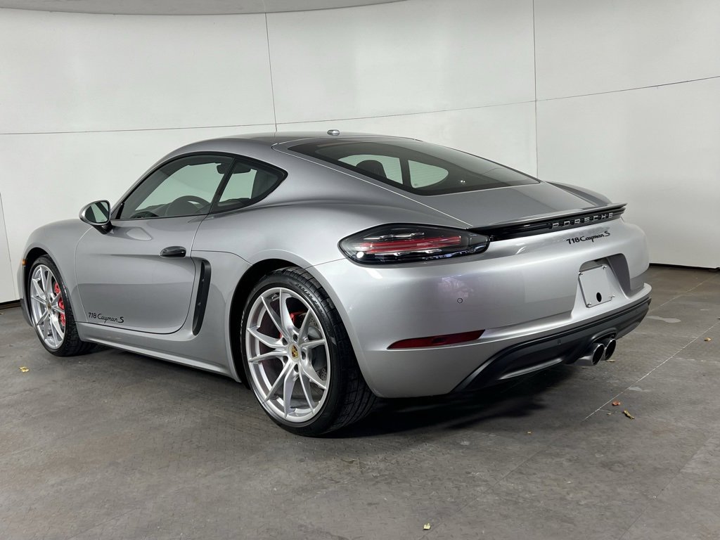 Certified 2022 Porsche 718 Cayman S image 3