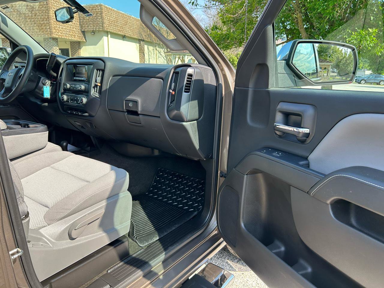 Used 2015 Chevrolet Silverado 1500 LS w/ Trailering Package AWD/4WD image 14