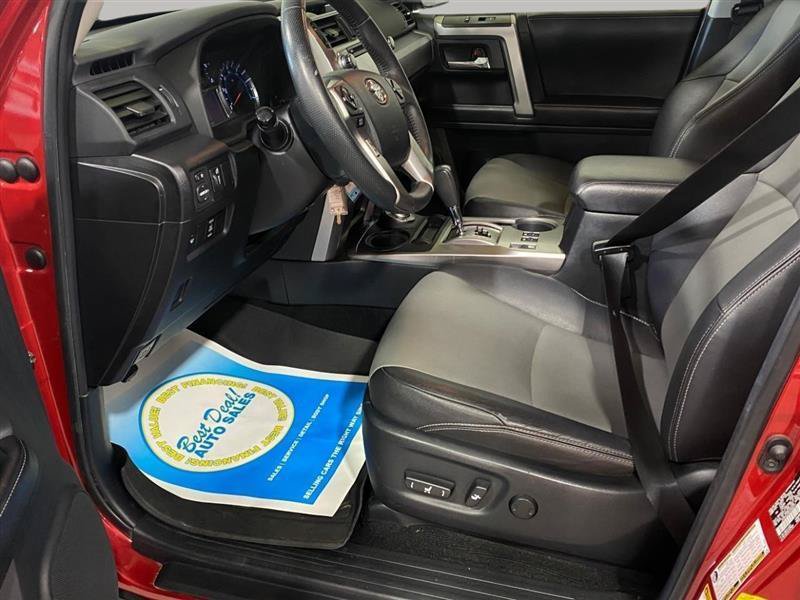 Used 2016 Toyota 4Runner SR5 Premium AWD/4WD image 19