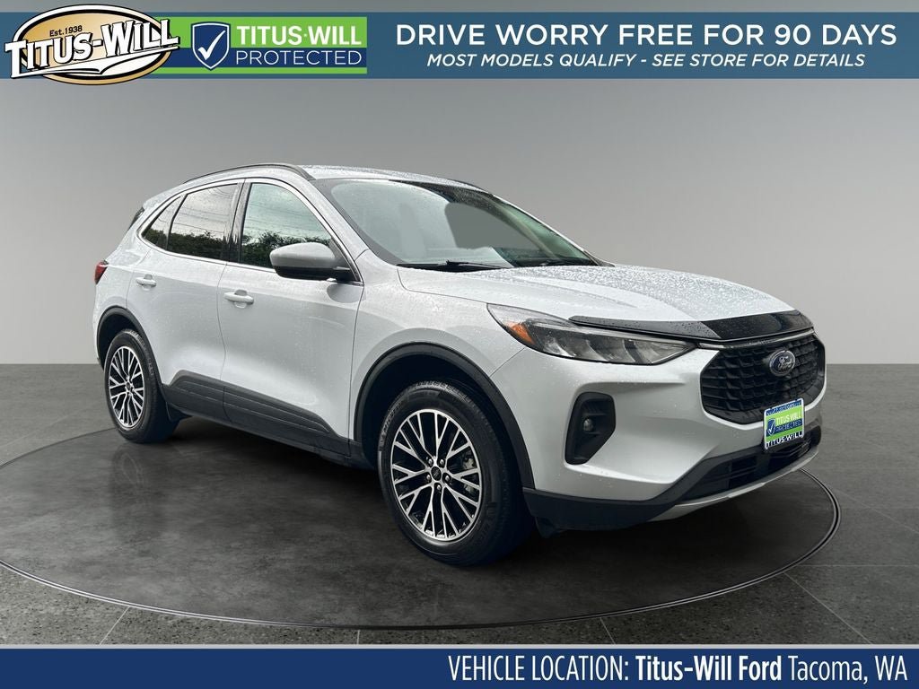 Used 2025 Ford Escape SE