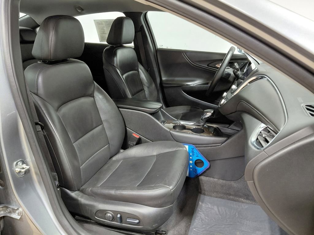 Used 2024 Chevrolet Malibu LT FWD image 29