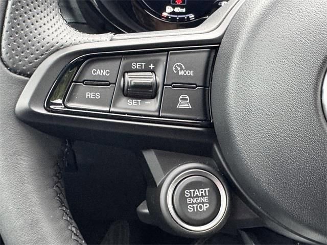 New 2025 Alfa Romeo Tonale w/ Premium Package image 18