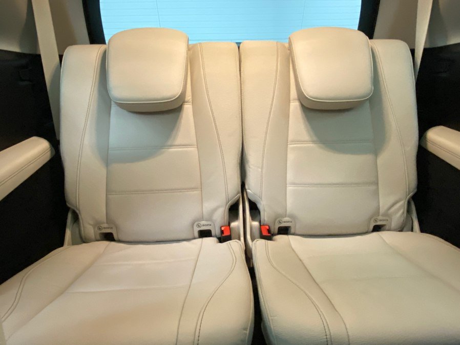 Used 2023 Mercedes-Benz GLS 450 4MATIC image 42
