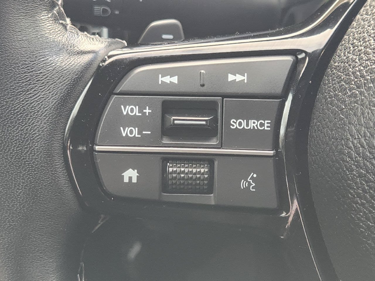 Certified 2025 Honda Civic Sport image 27