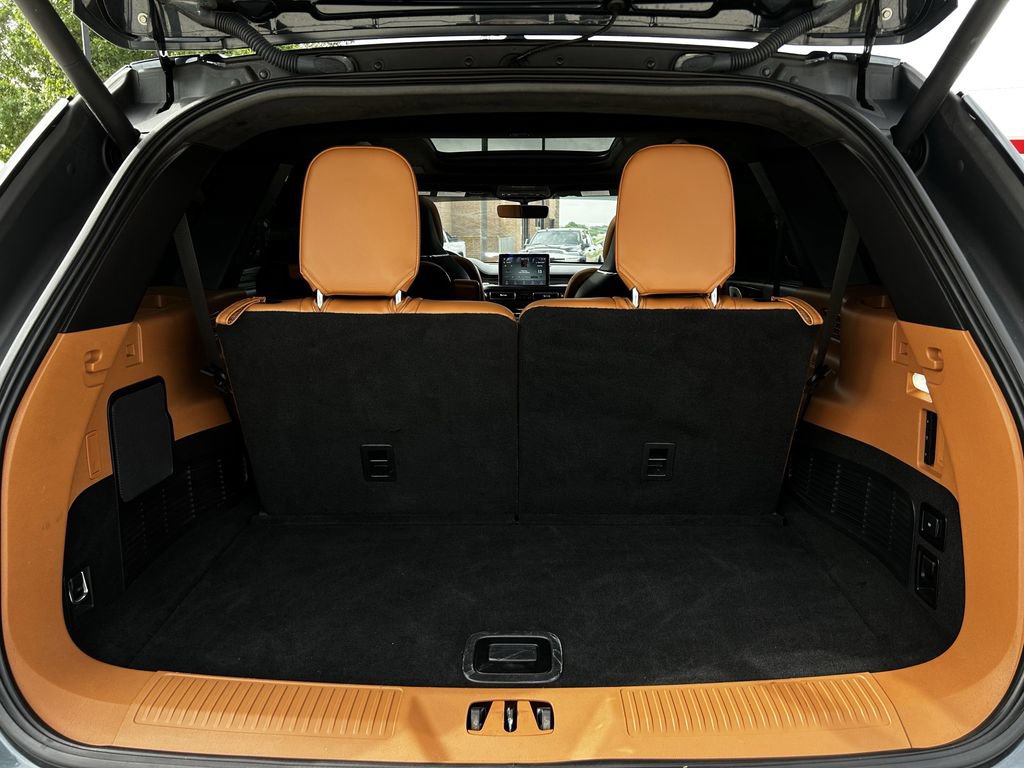 Used 2020 Lincoln Aviator Black Label w/ Dynamic Handling Package AWD/4WD image 33