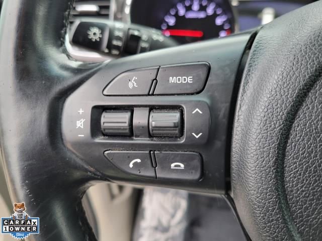 Used 2020 Kia Sedona SX image 27