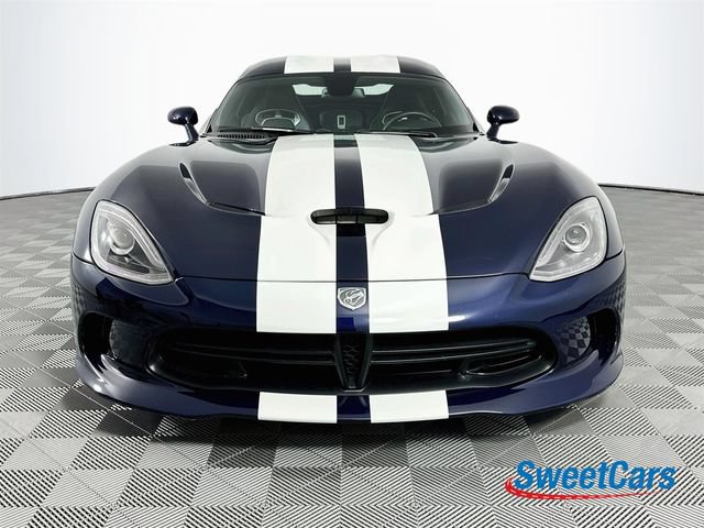 Used 2016 Dodge Viper GTS RWD image 2