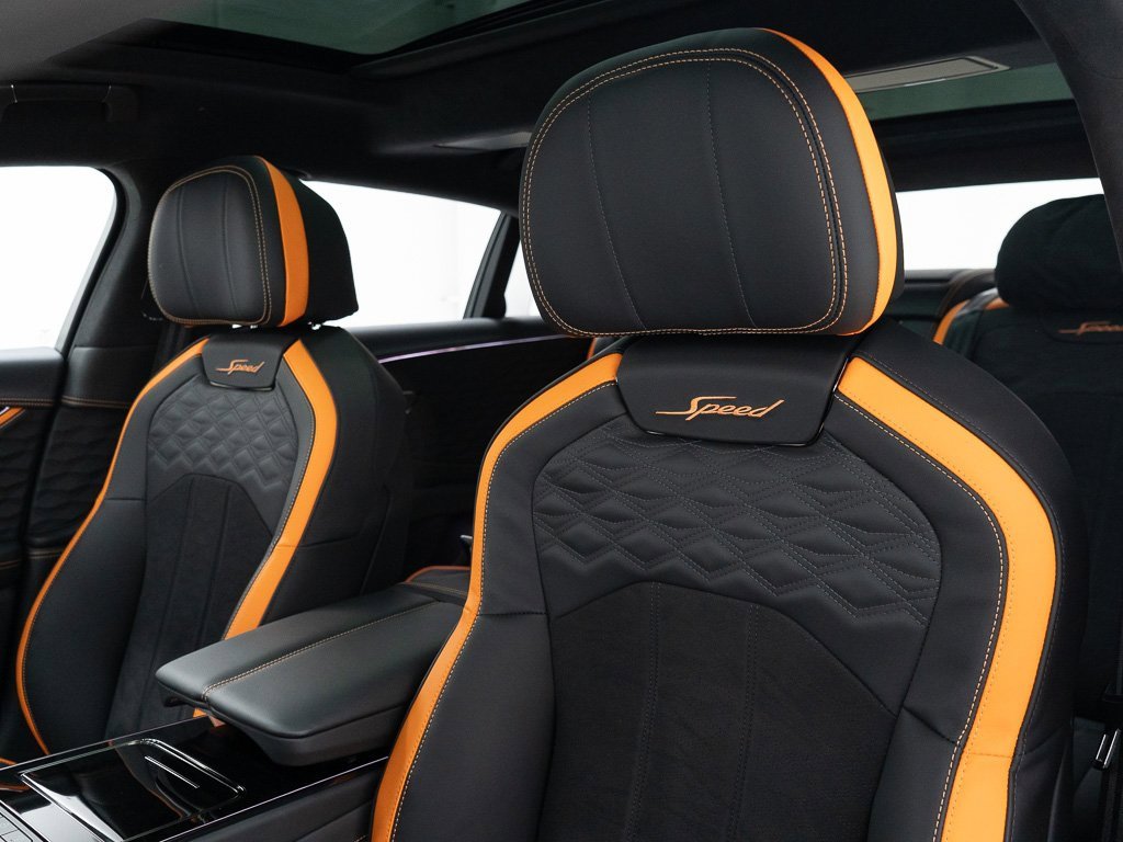 Used 2025 Bentley Flying Spur Plug-In Hybrid image 16