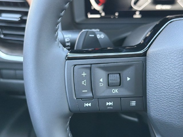 Certified 2026 Nissan Rogue Platinum AWD/4WD image 21