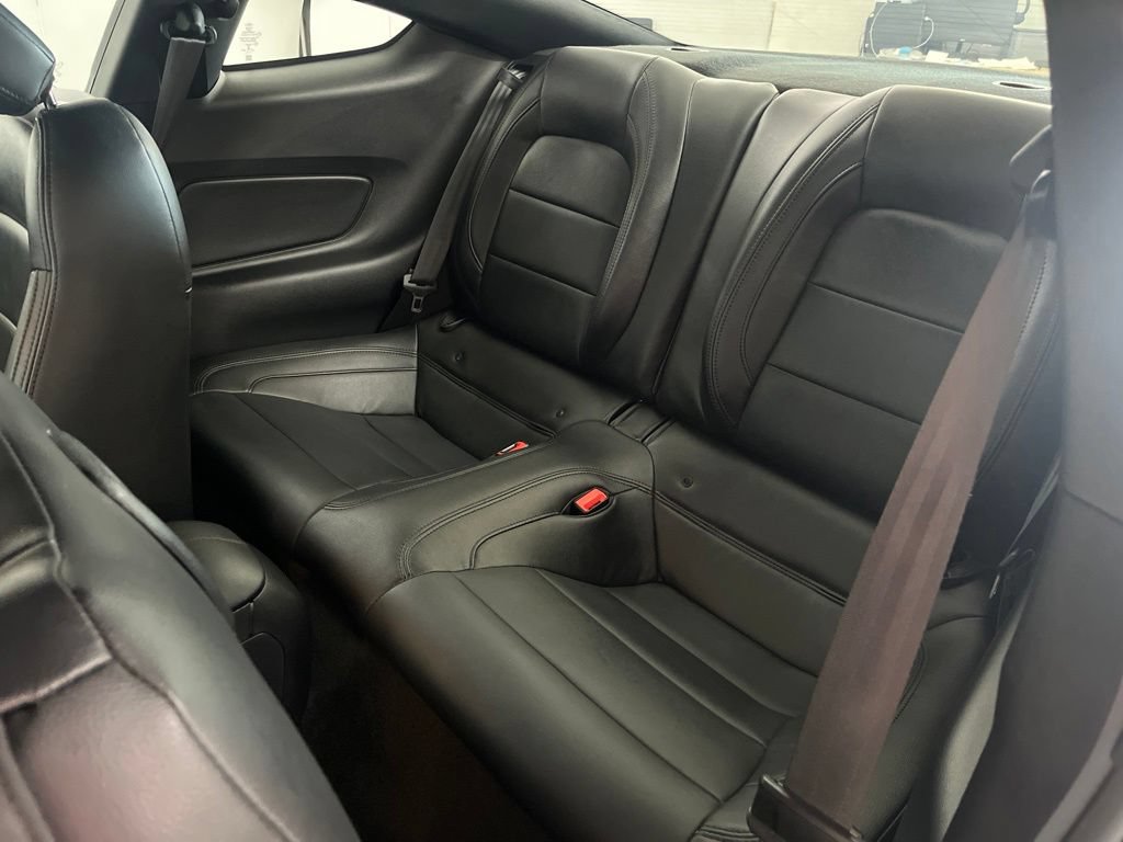 Used 2019 Ford Mustang GT w/ Equipment Group 301A RWD image 19