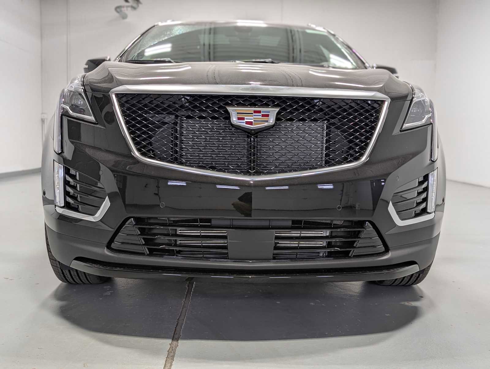 New 2026 Cadillac XT5 Sportv AWD/4WD image 2
