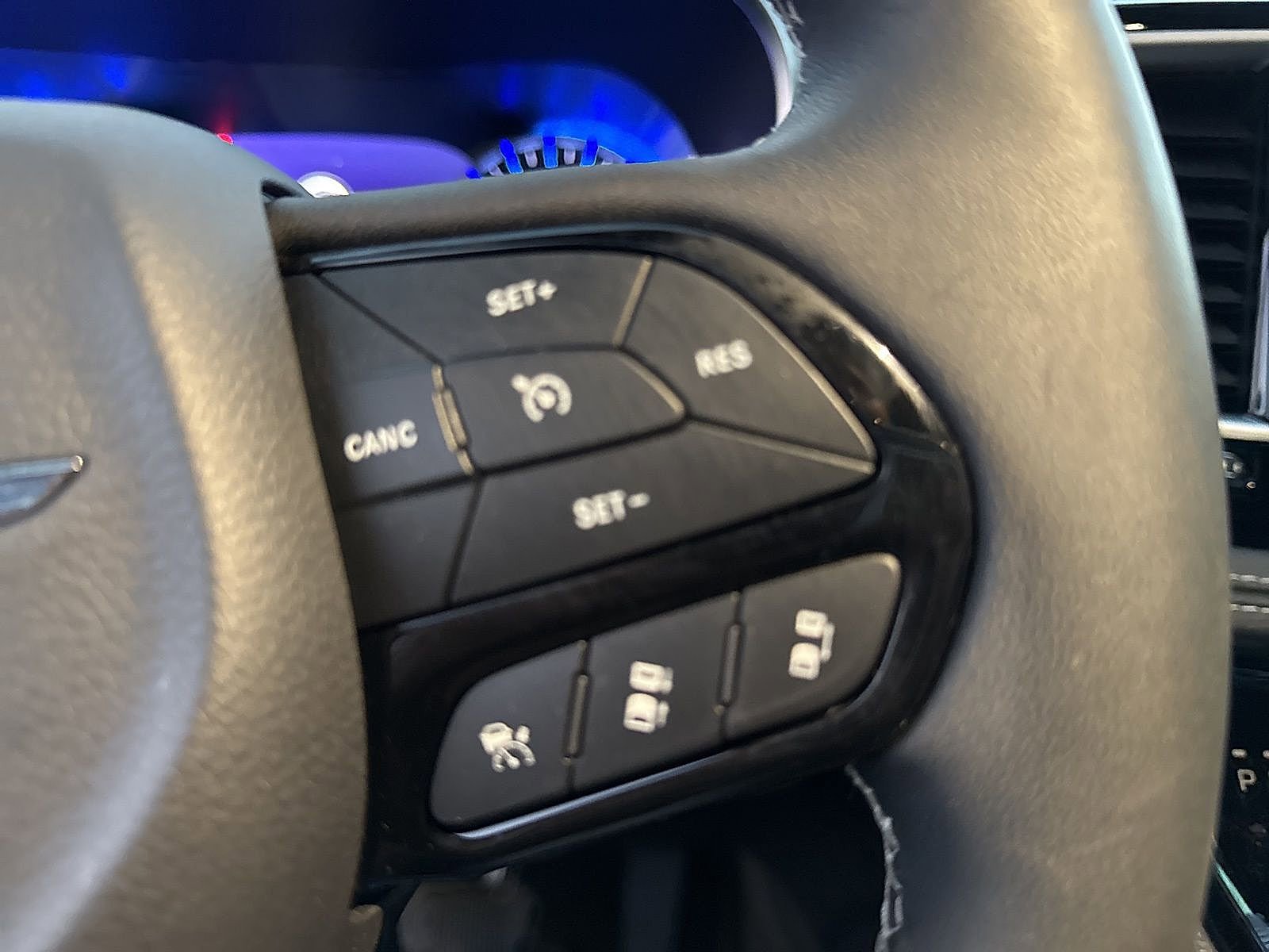 Used 2023 Chrysler Pacifica Limited w/ S Appearance Package image 21