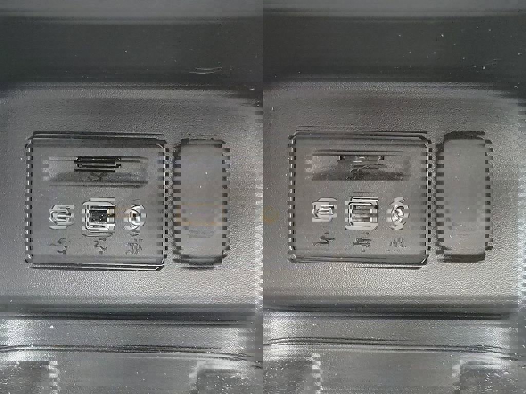 Certified 2023 Chevrolet Equinox Premier image 30