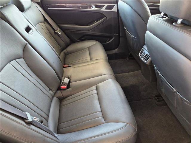 Used 2015 Hyundai Genesis 3.8 w/ Option Group 02 RWD image 21