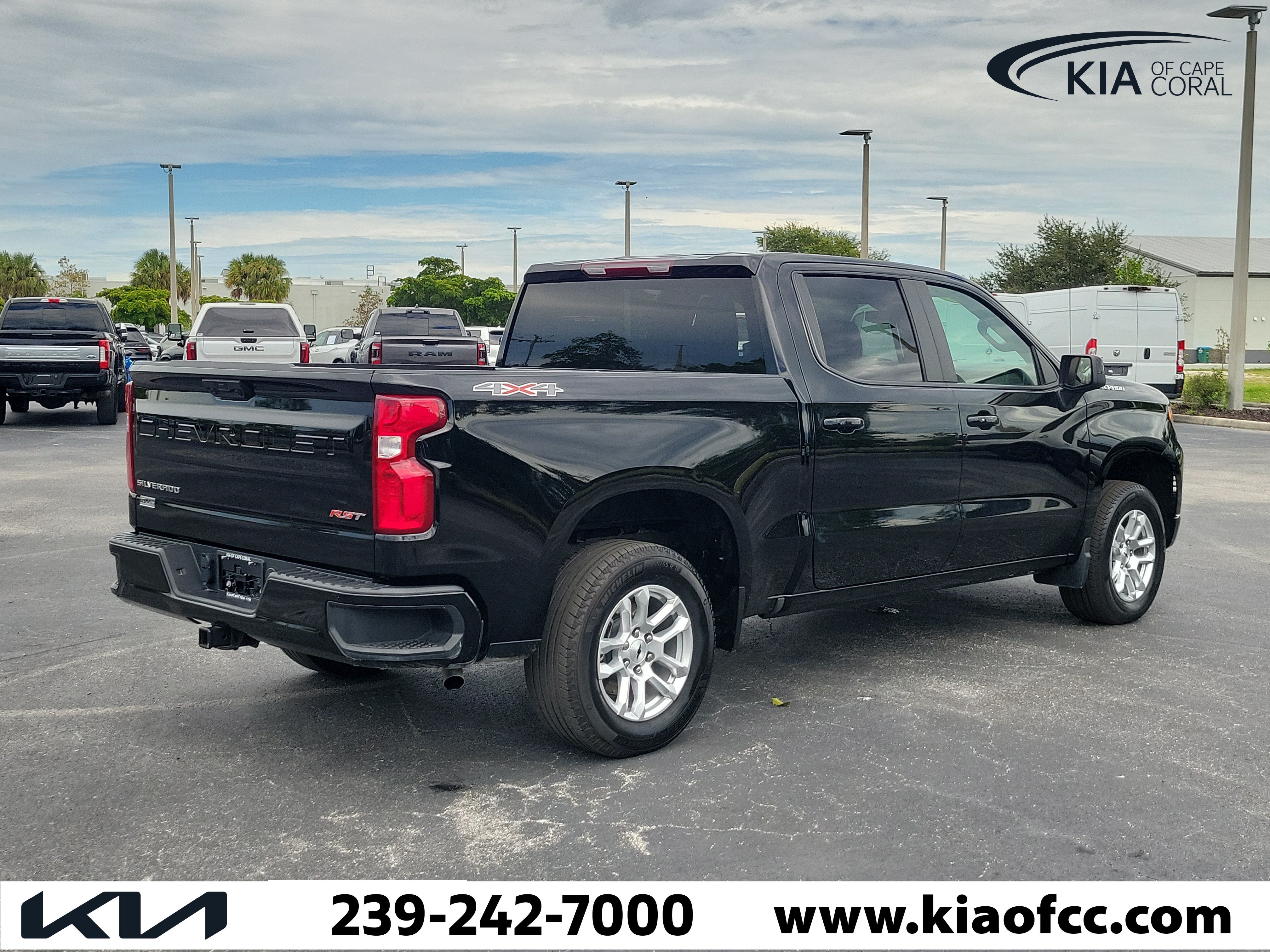 Used 2026 Chevrolet Silverado 1500 RST AWD/4WD image 6