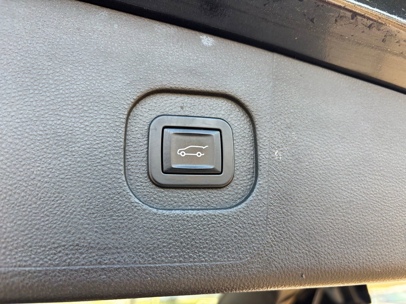 Used 2013 GMC Terrain SLT image 17