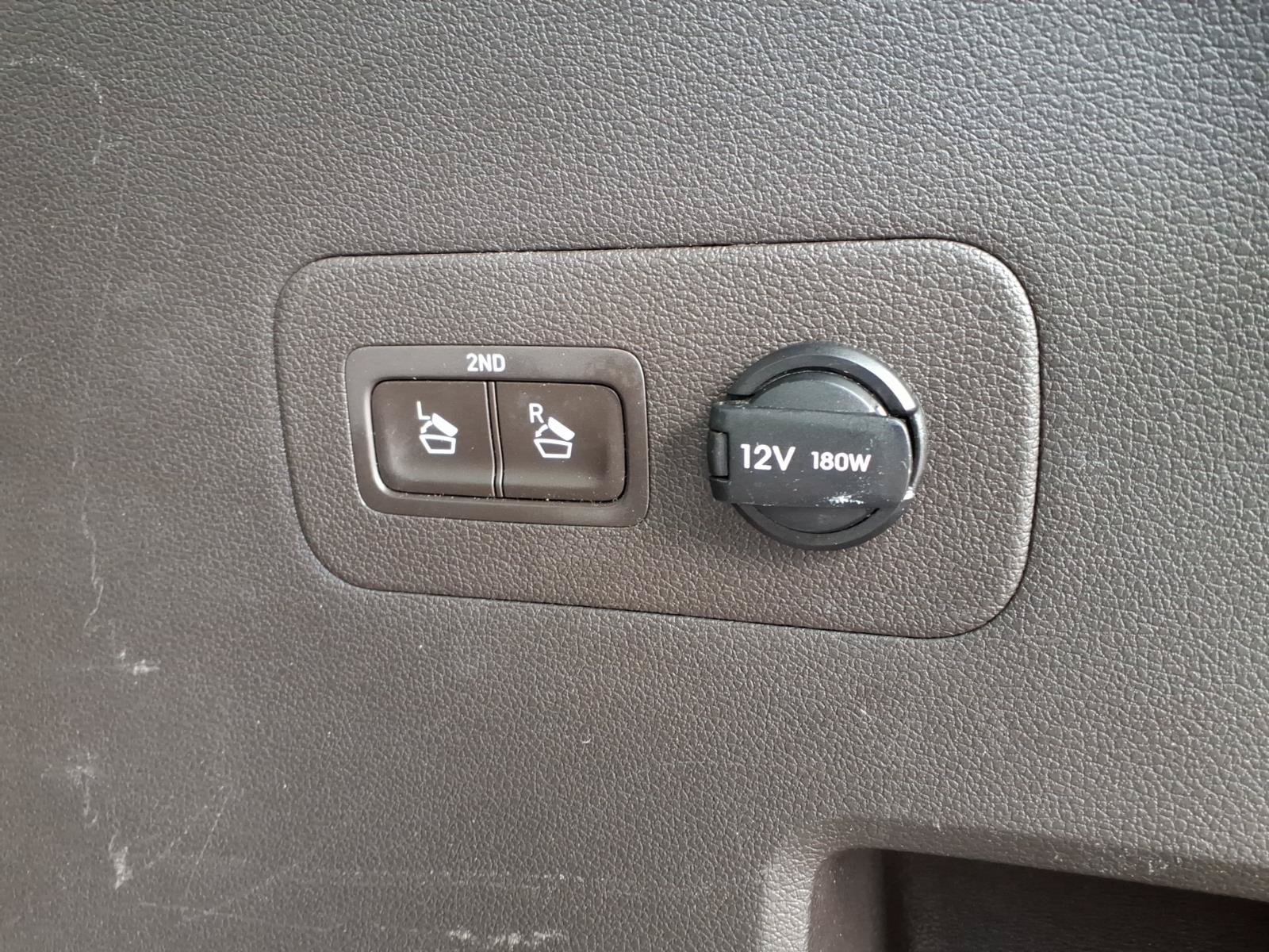 Used 2019 Hyundai Santa Fe AWD image 13