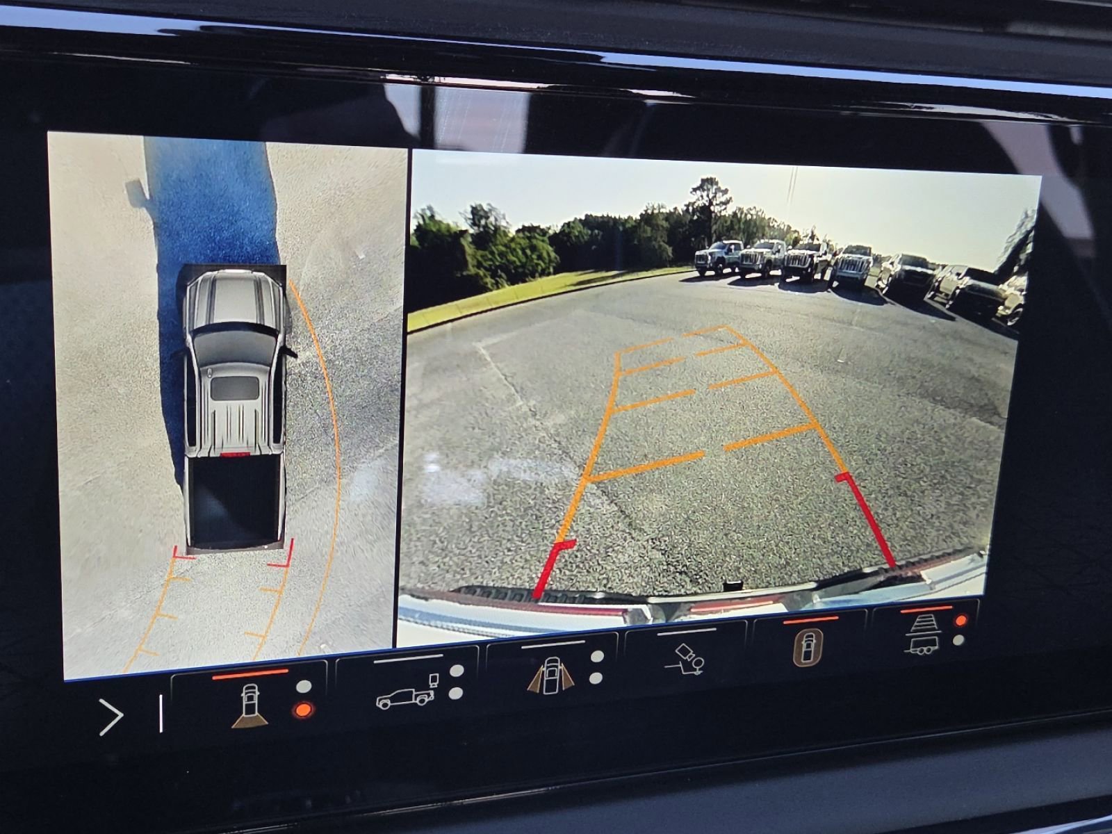 Used 2024 GMC Sierra 1500 AT4X image 13