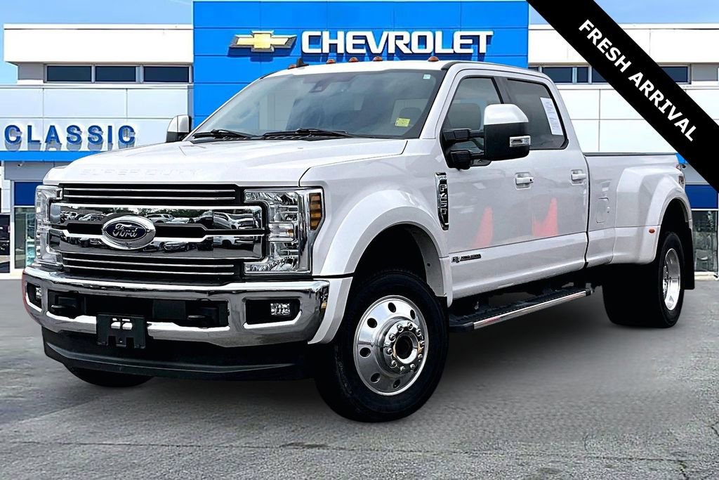 Used 2019 Ford F450 Lariat w/ Lariat Ultimate Package image 3