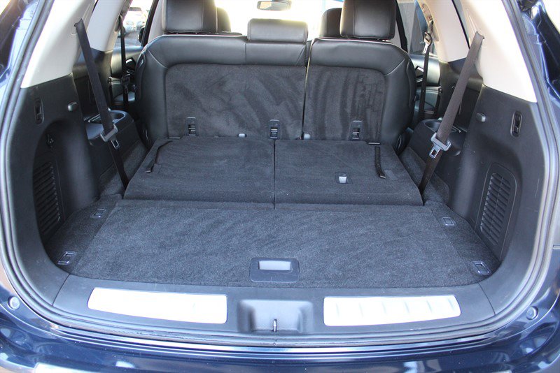 Used 2019 INFINITI QX60 Luxe w/ Essential Package image 29