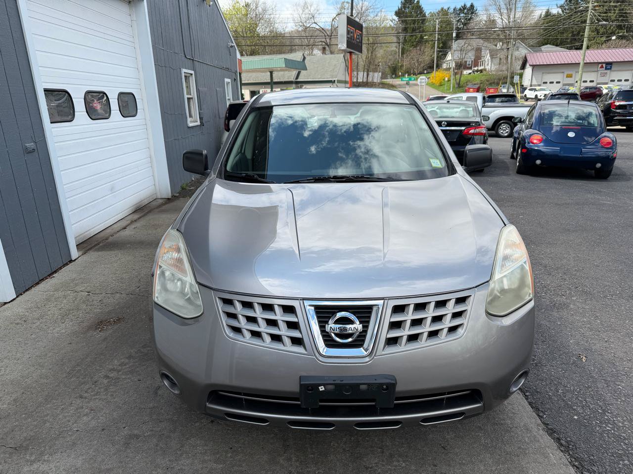 Used 2010 Nissan Rogue S AWD/4WD image 2