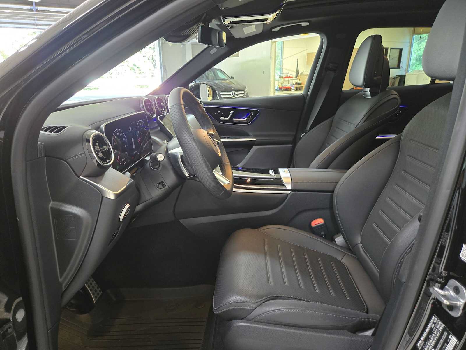 Used 2026 Mercedes-Benz GLC 300 4MATIC image 20