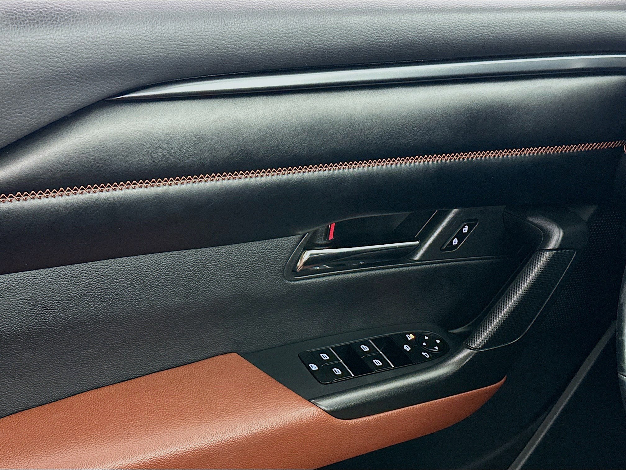 Used 2023 MAZDA CX-50 2.5 Turbo w/ Cargo Package image 15