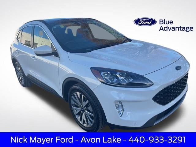 Certified 2022 Ford Escape Titanium w/ Class II Trailer Tow Package 360° Tour