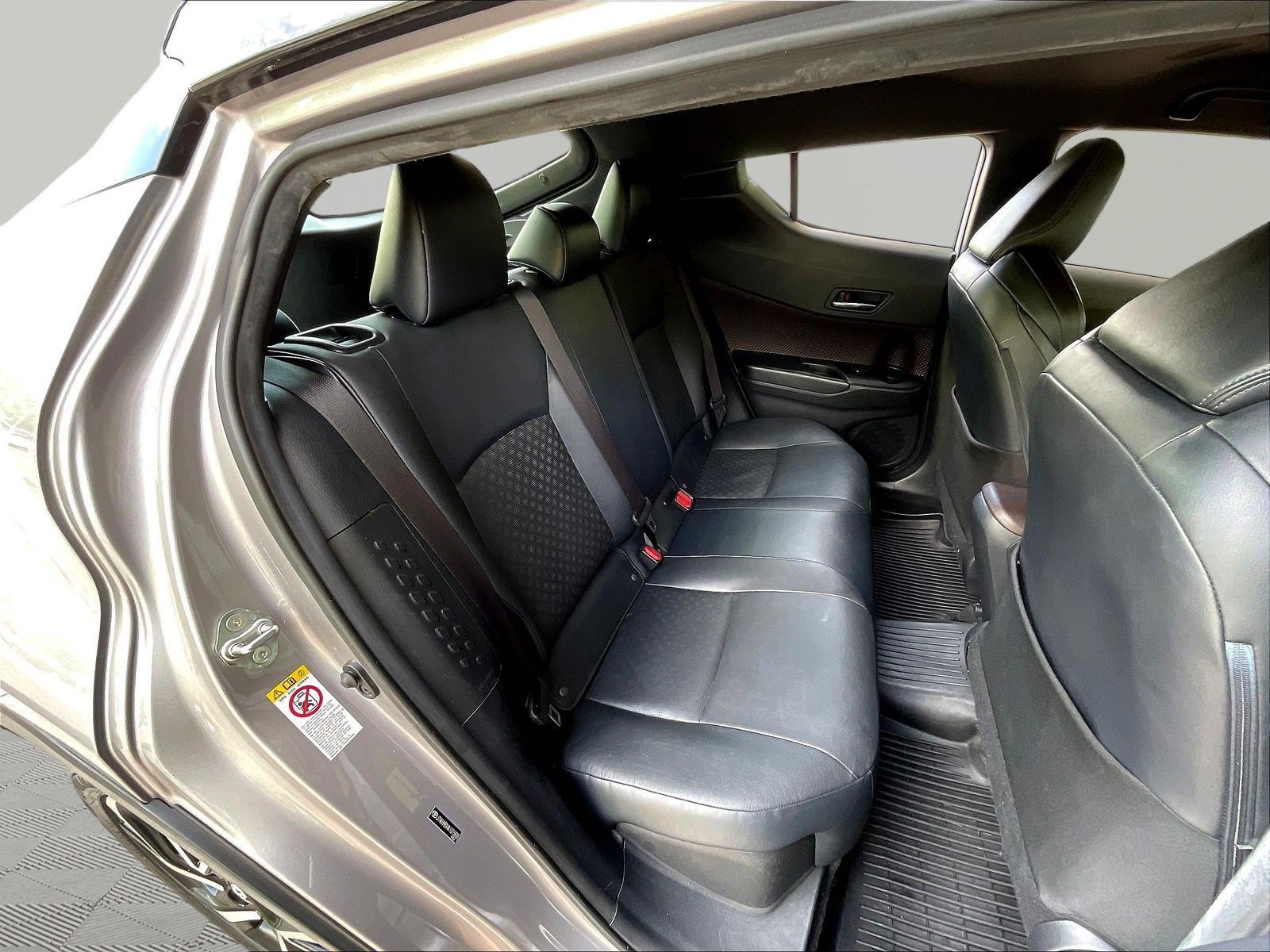 Used 2019 Toyota C-HR Limited FWD image 24