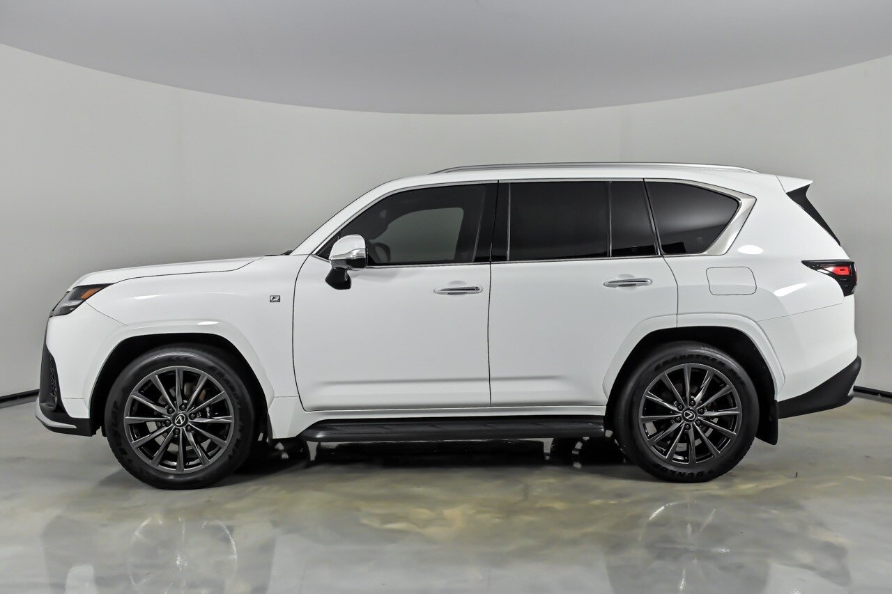 Used 2025 Lexus LX 600 F Sport AWD/4WD image 7