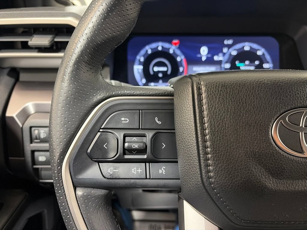 Used 2025 Toyota 4Runner TRD Off-Road Premium w/ Tow Technology Package AWD/4WD image 24
