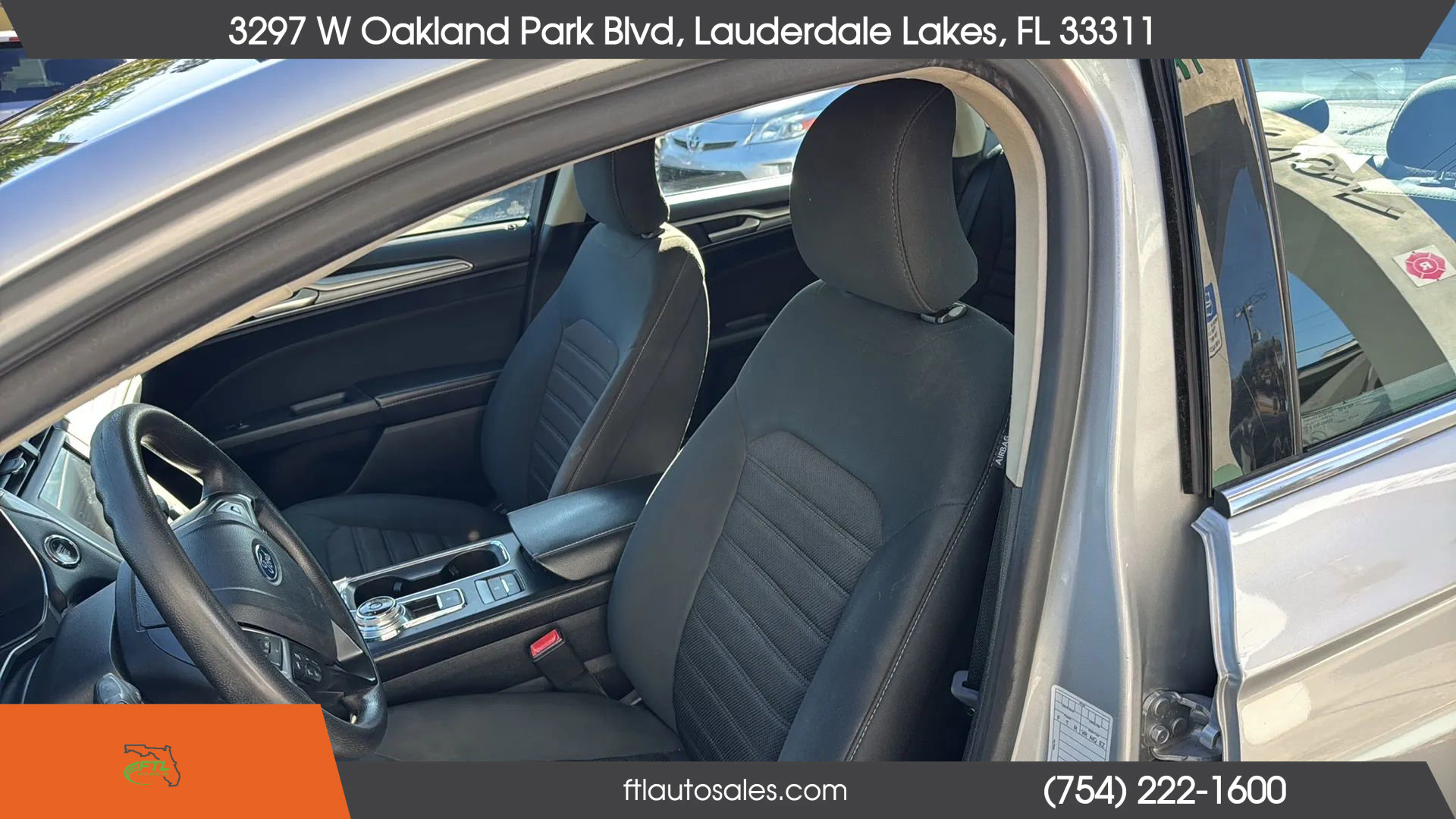 Used 2019 Ford Fusion SE image 22