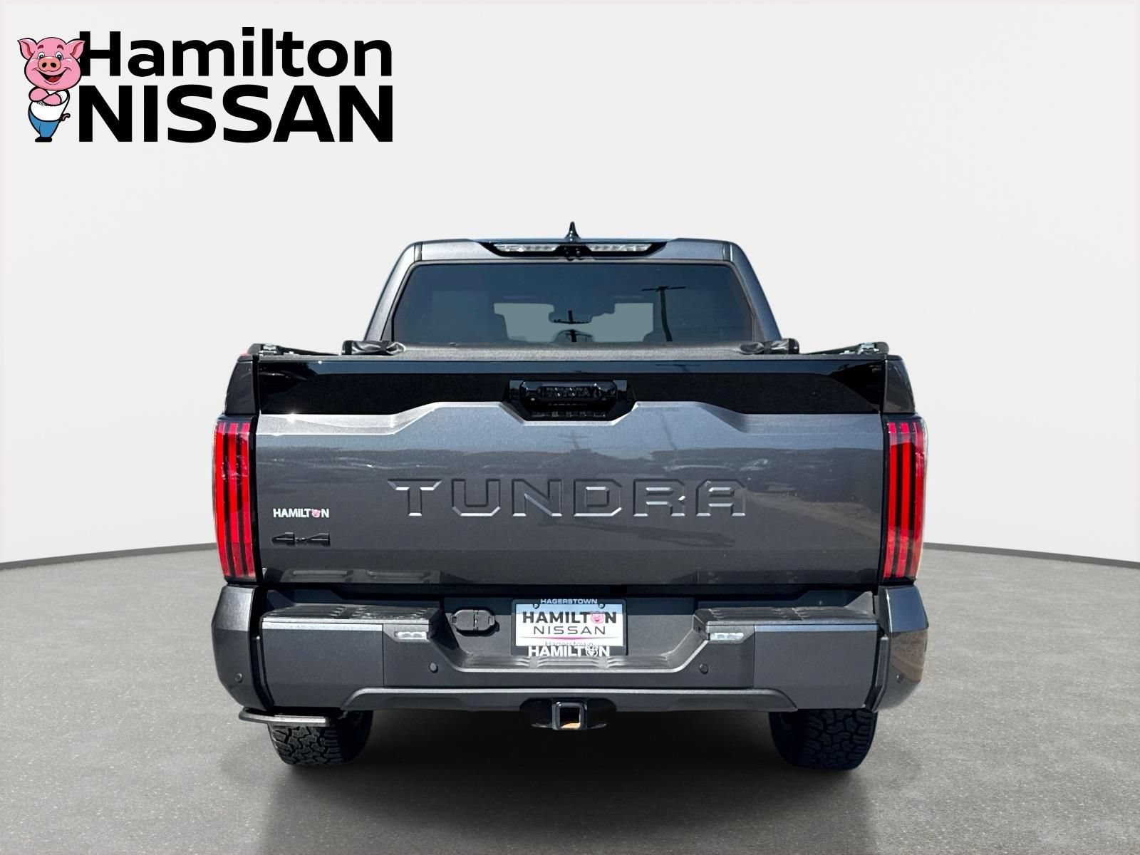 Used 2023 Toyota Tundra Platinum AWD/4WD image 3
