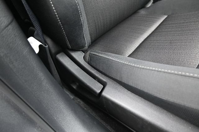 Used 2025 Nissan Altima 2.5 SV FWD image 38
