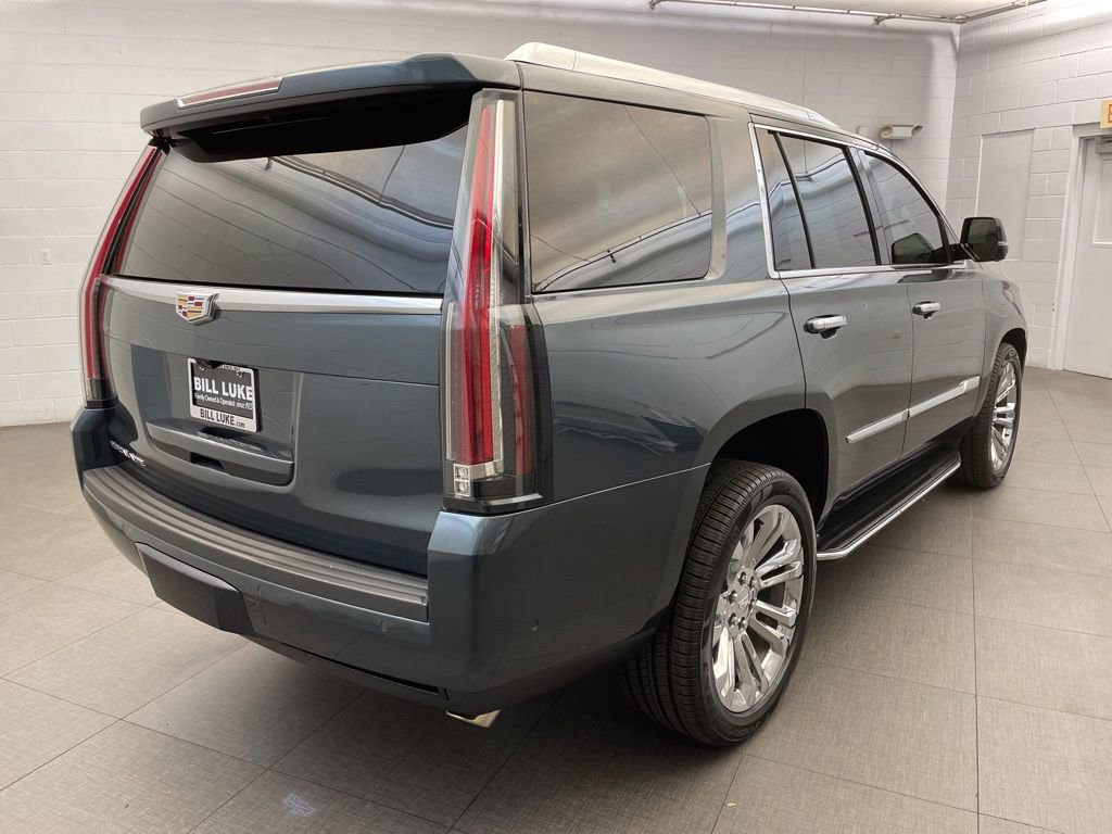Used 2020 Cadillac Escalade Luxury w/ LPO, Radiant Package AWD/4WD image 6