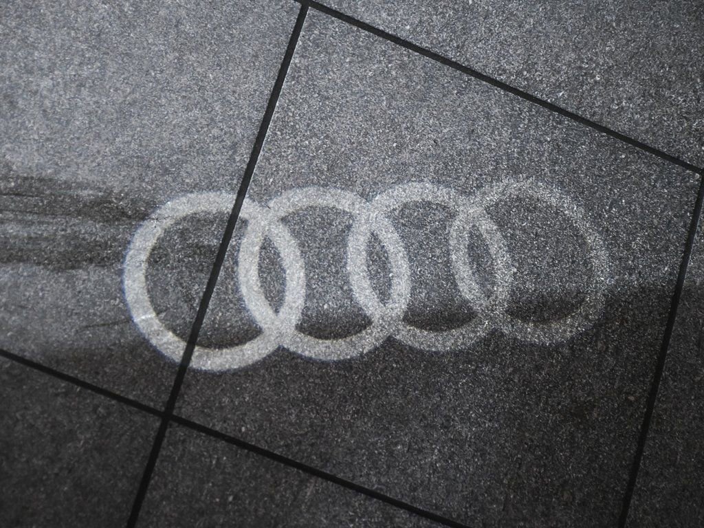 Used 2025 Audi Q7 3.0T Premium w/ Convenience Package image 12