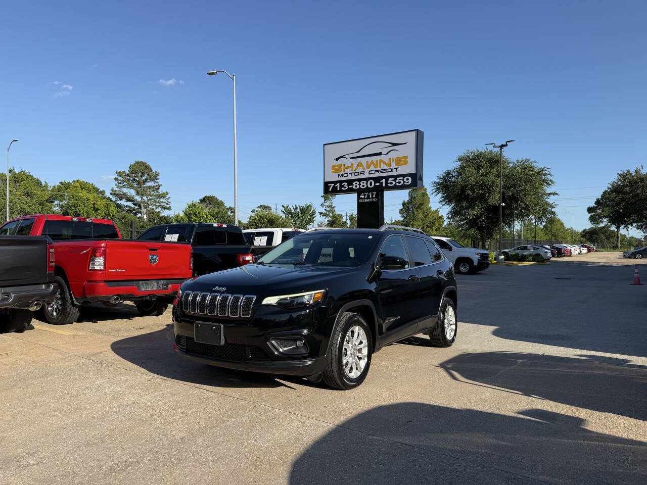 Used 2019 Jeep Cherokee Latitude w/ Popular Appearance Group FWD image 41