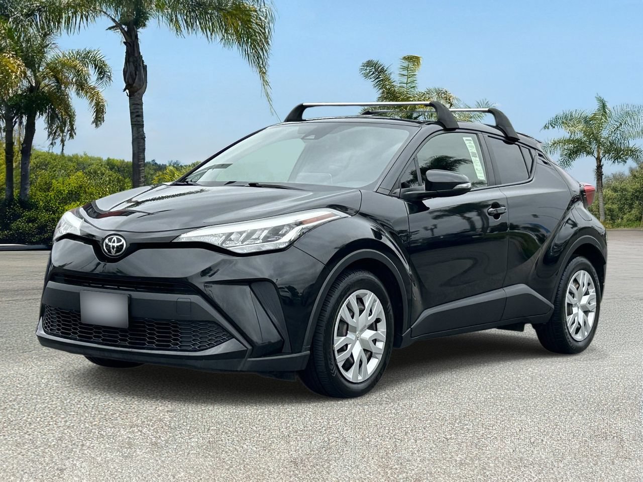 Used 2021 Toyota C-HR LE FWD image 1