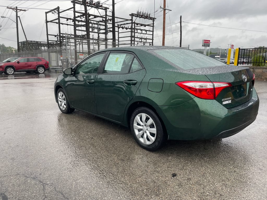 Used 2015 Toyota Corolla LE FWD image 3