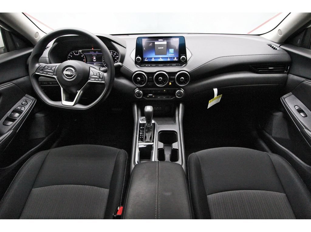 Certified 2025 Nissan Sentra SV FWD image 7